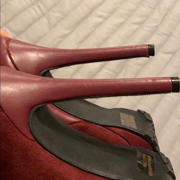 Boots - Picture 12 of 13